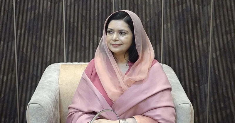 বিমানবন্দর থেকে সরাসরি এভারকেয়ারে যাচ্ছেন ডা. জুবাইদা