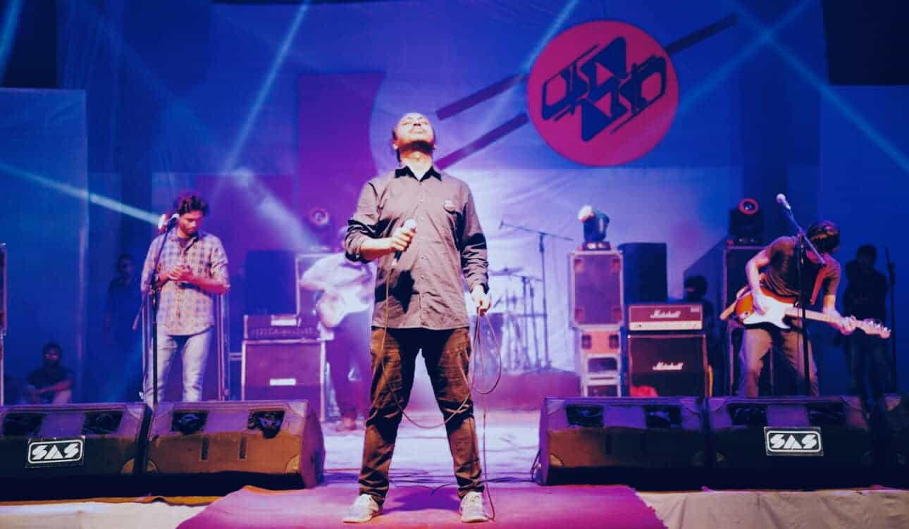 ‘মেঘদল’ ব্যান্ডের সদস্যরা