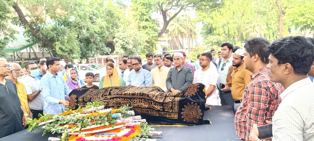 টাঙ্গাইল সাংবাদিক ফোরামের পক্ষ থেকে ফুলেল শ্রদ্ধা