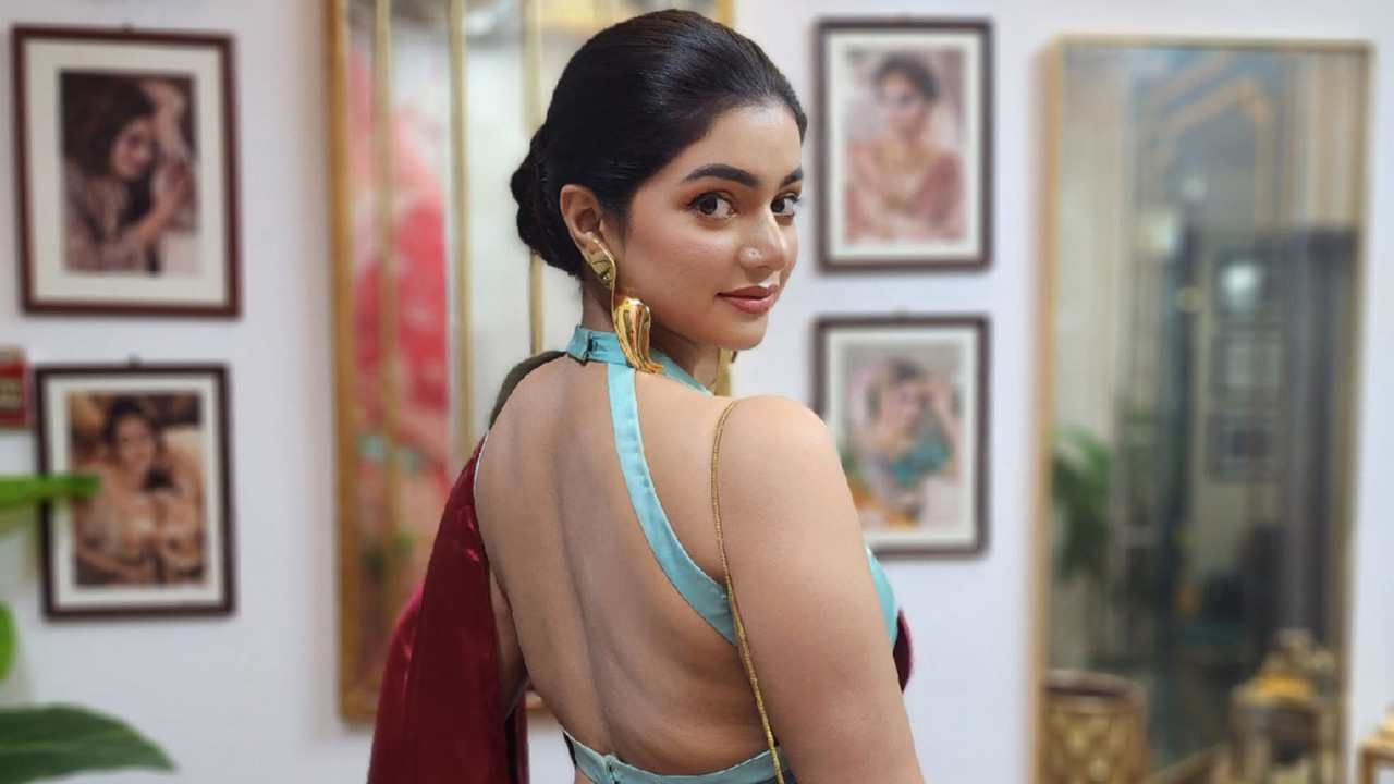কিছু মাথামোটা মানুষ জাতীয় পণ্ডিতে পরিণত হয়েছে 