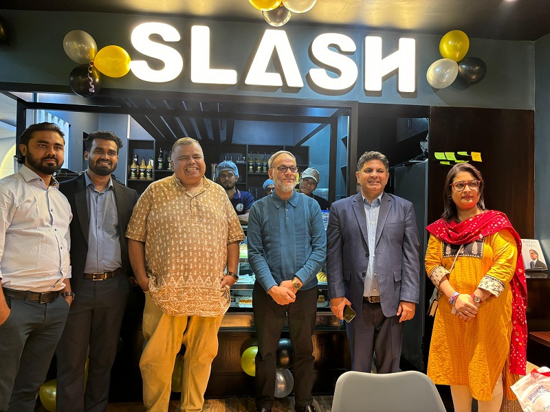 উদ্বোধনী অনুষ্ঠানে উপস্থিত ছিলেন অভিনেতা সুমন পাটওয়ারী