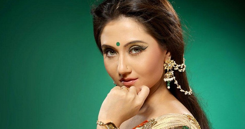 ৪৪ বছর বয়সে আমি এখনও ‘হট’: স্বস্তিকা 