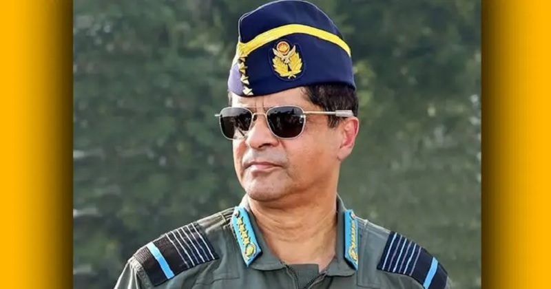 আরব আমিরাত সফর শেষে দেশে ফিরেছেন বিমানবাহিনী প্রধান