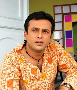 ৫ আগস্টের পর থেকেই লোকচক্ষুর আড়ালে আছেন নায়ক রিয়াজ