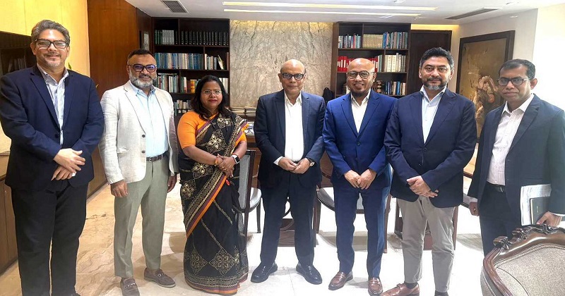 অর্থ বিভাগের সচিবের সঙ্গে বিজিএমইএ এর প্রতিনিধিদল।