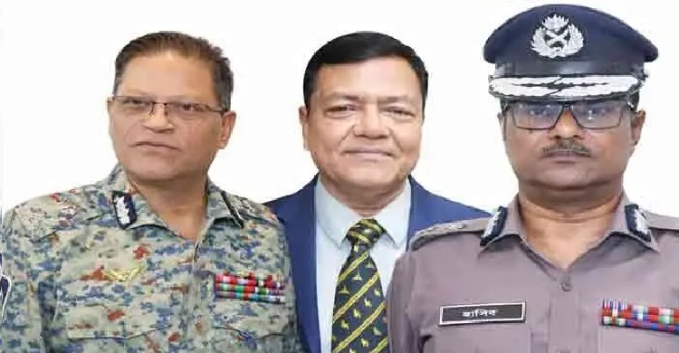 এপিবিএনের অতিরিক্ত আইজিপি মো. আলী হোসেন ফকির, অবসরপ্রাপ্ত পুলিশ কর্মকর্তা আনসার আলী পাঠান ও চট্টগ্রাম মেট্রোপলিটন পুলিশের (সিএমপি) কমিশনার, অতিরিক্ত আইজিপি হাসিব আজিজ: ফাইল ছবি