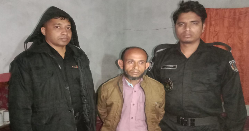 র‍্যাবের হাতে গ্রেপ্তার সাহাদুল ইসলাম