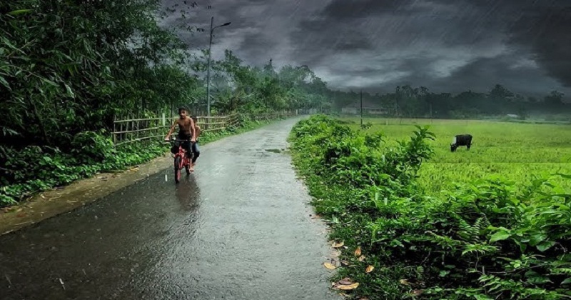 সাগরে সৃষ্ট লঘুচাপে কয়েক বিভাগে বৃষ্টির আভাস