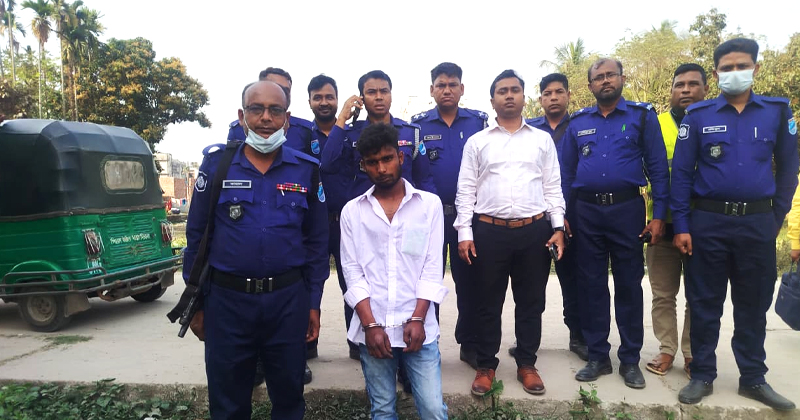 মনোহরদীতে পুলিশের বিশেষ অভিযানে দুই মাদক কারবারিকে আটক করে ভ্রাম্যমাণ আদালতের মাধ্যমে কারাদণ্ড প্রদান করা হয়েছে।