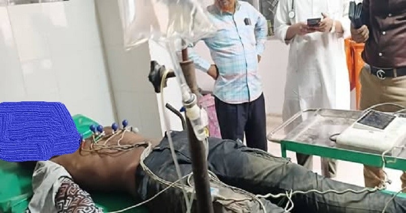 রামগঞ্জে পোশাক কিনতে এসে আল মনসুর ড্রাগ হাউজের ওয়াল ধবসে ফাহাদ হোসেন (১৭) নামের কলেজ ছাত্রের মৃত্যু হয়েছে