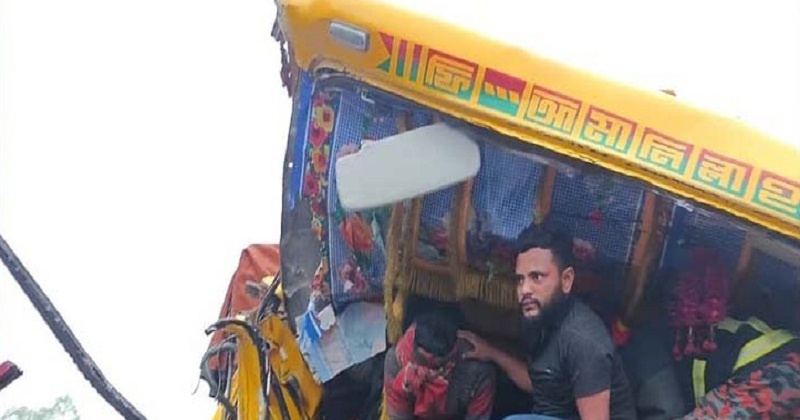 দুই চালক নিহত