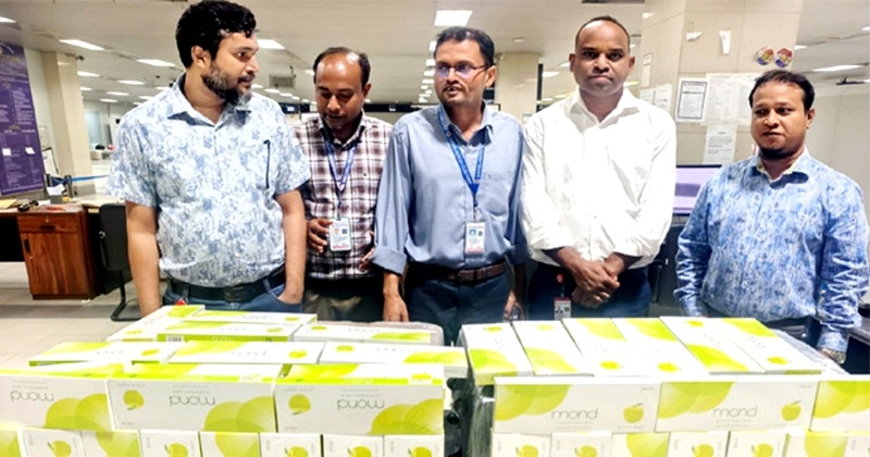 চট্টগ্রাম বিমানবন্দরে ৪২৯ কার্টন সিগারেট উদ্ধার