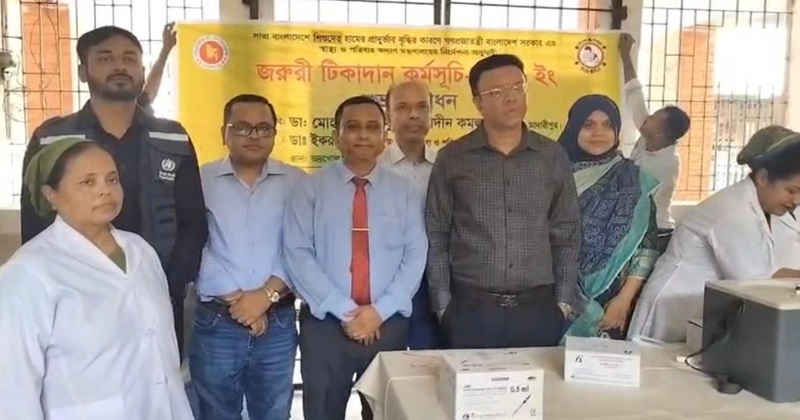 মাদারীপুরে হামের টিকাদান কর্মসূচি উদ্বোধন করেন মাদারীপুর জেলা সিভিল সার্জন ডা. মোহাম্মদ শরীফুল আবেদীন কমল।