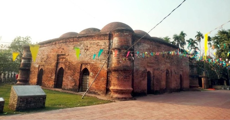 কপোতাক্ষ নদের তীরে শত শত বছর ধরে ঐতিহাসিক মসজিদকুঁড় মসজিদ
