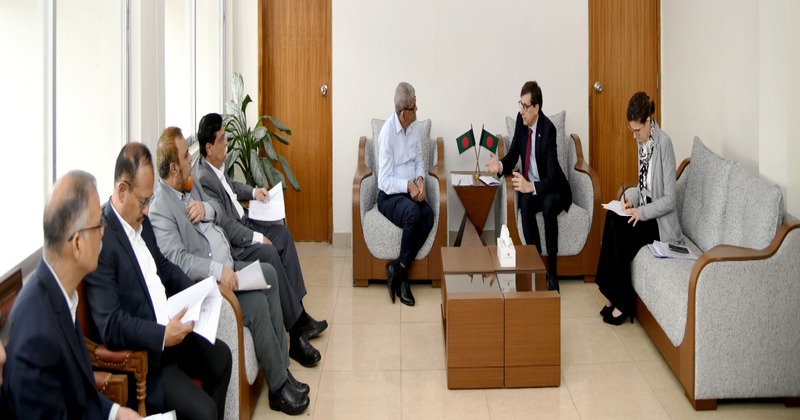 স্থানীয় সরকার মন্ত্রীর সঙ্গে ফ্রান্সের রাষ্ট্রদূতের সাক্ষাৎ