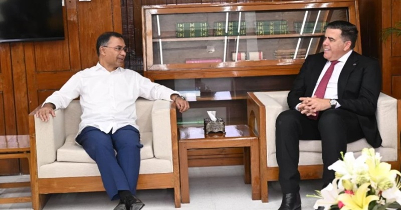 প্রধানমন্ত্রী তারেক রহমানের সাথে অস্ট্রেলিয়ার পার্লামেন্টের স্পিকার মিল্টন ডিক