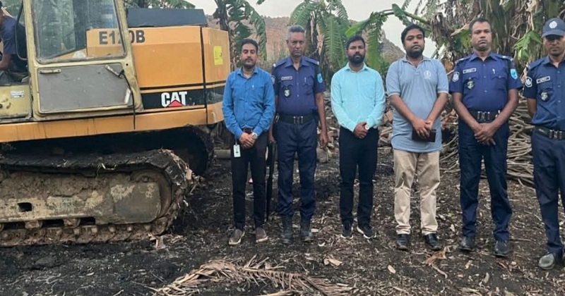সিসা তৈরির কারখানা ও কয়লা তৈরির চুল্লি ধ্বংস