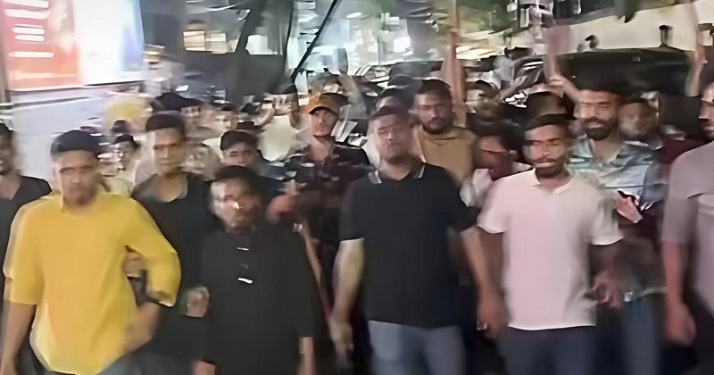 ছাত্রদলের নেতাকর্মীদের বিক্ষোভ মিছিল
