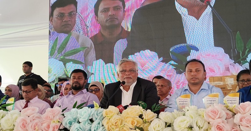 ঢাকা-২ আসনের সংসদ সদস্য ও সাবেক মন্ত্রী আমানউল্লাহ আমান মাদকমুক্ত সমাজ গঠনে শিক্ষার্থী, অভিভাবকসহ সর্বস্তরের জনগণকে একযোগে কাজ করার আহ্বান জানিয়েছেন