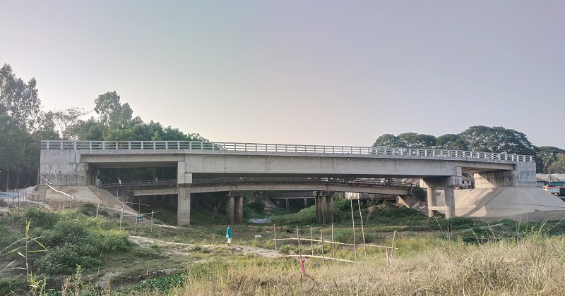 অচল ১৯ কোটি টাকার সেতু