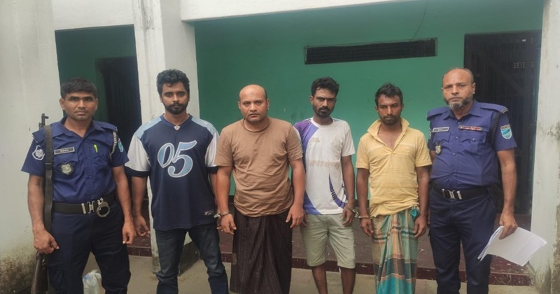 ধামরাইয়ে পুলিশের ওপর হামলা, যুবদল নেতাসহ গ্রেপ্তার ২