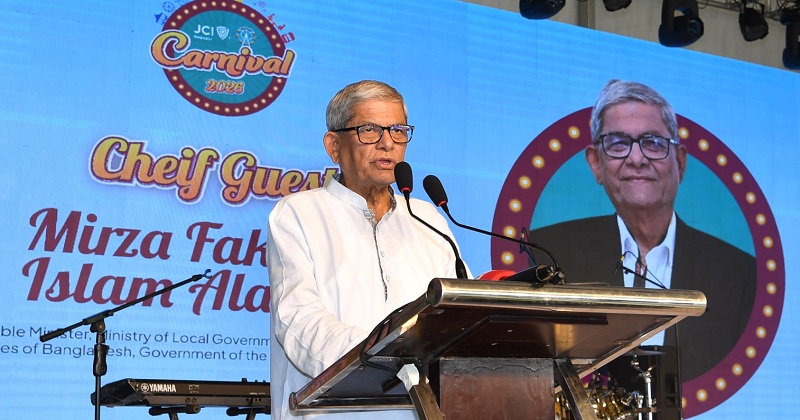 বিএনপি মহাসচিব ও স্থানীয় সরকার, পল্লী উন্নয়ন ও সমবায় মন্ত্রী মির্জা ফখরুল ইসলাম আলমগীর