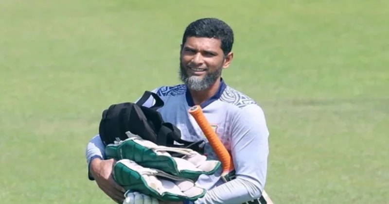 মাহমুদউল্লাহ রিয়াদ।