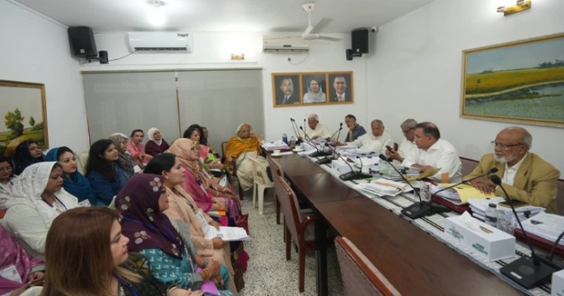 গুলশানে গভীর রাত পর্যন্ত দলীয় কার্যক্রমে প্রধানমন্ত্রী তারেক রহমান