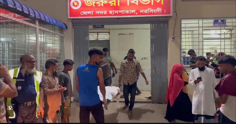 নরসিংদীতে টেক্সটাইল মিলের কেয়ারটেকারকে কুপিয়ে হত্যা