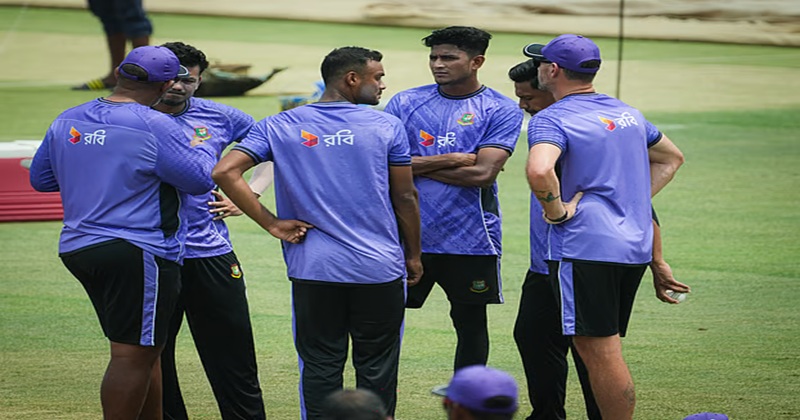 তৃতীয় ওয়ানডে ম্যাচকে সামনে রেখে বুধবার চট্টগ্রামে অনুশীলন করছে বাংলাদেশের ক্রিকেটাররা-ইন্টারনেট