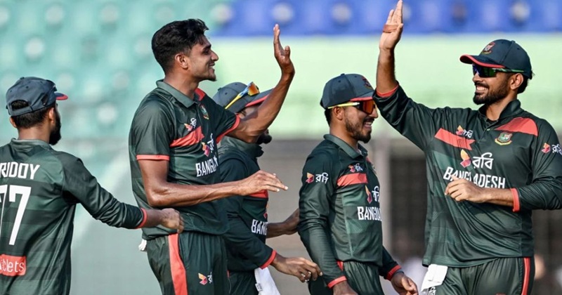 ক্যাপশন :নিউজিল্যান্ডের বিপক্ষে ওয়ানডে সিরিজ জয়ে উচ্ছ্বসিত বাংলাদেশ ক্রিকেট দলের সদস্যরা-ইন্টারনেট