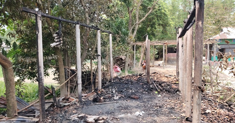 আতঙ্কে হিন্দু সম্প্রদায়