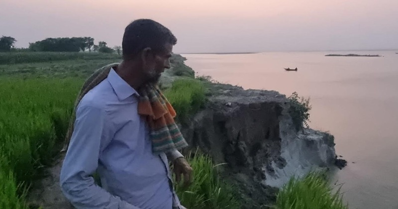 অসময়ে পদ্মার ভাঙনে বিলীন কৃষি জমি, ভাঙন আতংকে কয়েকশো পরিবার
