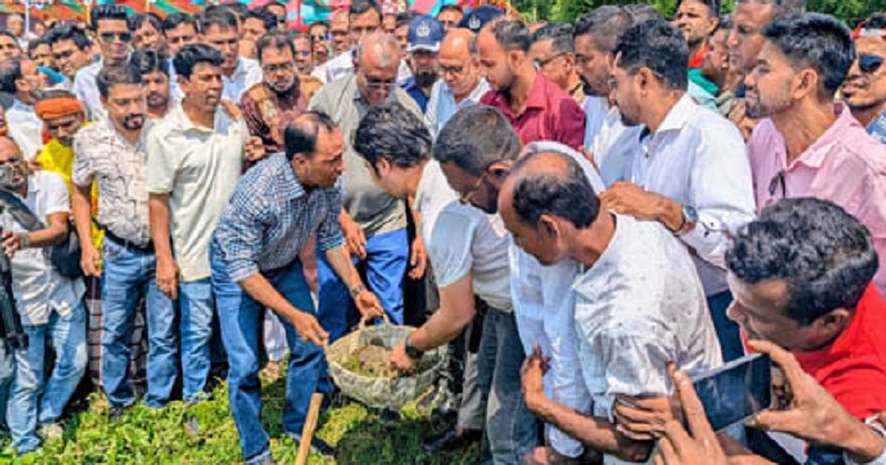 খাল পুনঃখনন কাজের উদ্বোধন