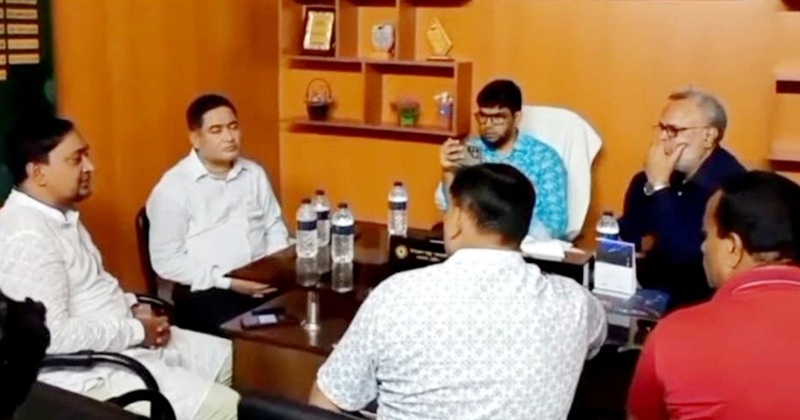 ভেড়ামারা উপজেলা স্বাস্থ্য কমপ্লেক্সে আকস্মিক অভিযান: দুজনকে শোকজ