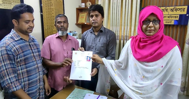 ফুয়েল কার্ডে রাণীনগরের কৃষকরা পাচ্ছেন জ্বালানী তেল