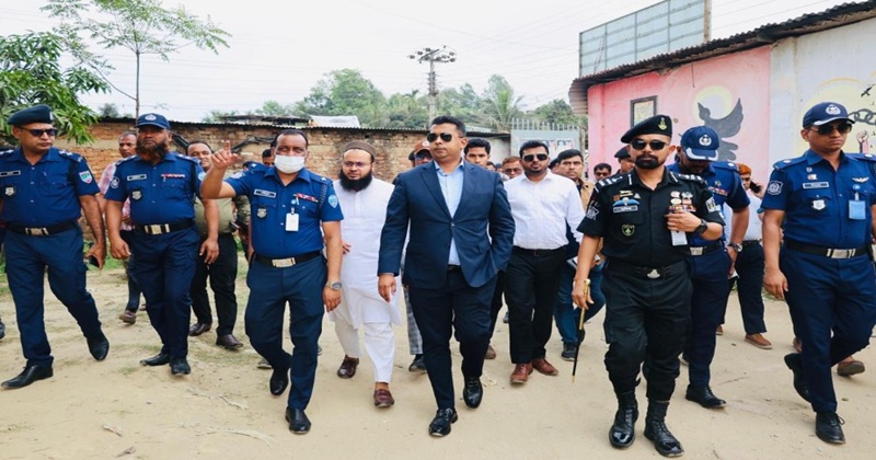 প্রাণহানি ছাড়াই জঙ্গল সলিমপুর নিয়ন্ত্রণে: চট্টগ্রাম ডিসি