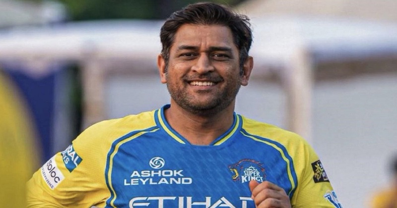 মহেন্দ্র সিং ধোনি।