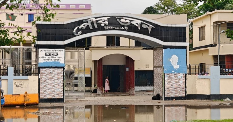 মতলব উত্তরে জনপ্রতিনিধি না থাকায় সেবাবঞ্চিত পৌরবাসী