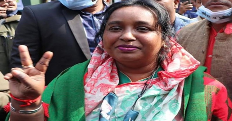 ডা: সেলিনা হায়াৎ আইভী