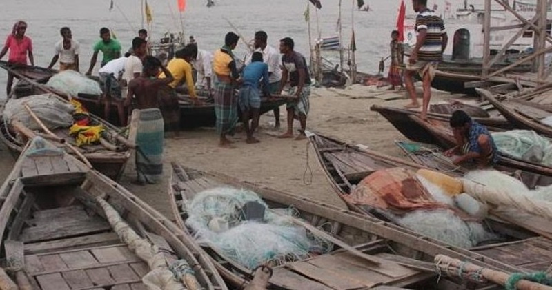 ভোলার মেঘনা ও তেঁতুলিয়া নদীতে শুরু, জেলে পরিবারে উৎসব আমেজ