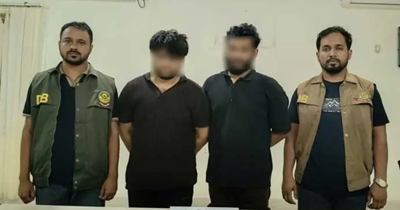 চট্টগ্রামে ক্রিস্টাল আইসসহ গ্রেফতার ২