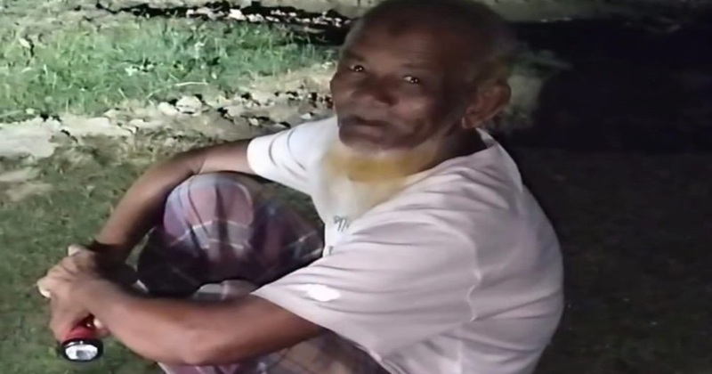 রাণীশংকলের মহেষপুর কবরস্থানে স্বেচ্ছায় লাশ পাহারার দাঁয়িত্ব নিয়েছেন ভাদ্রু