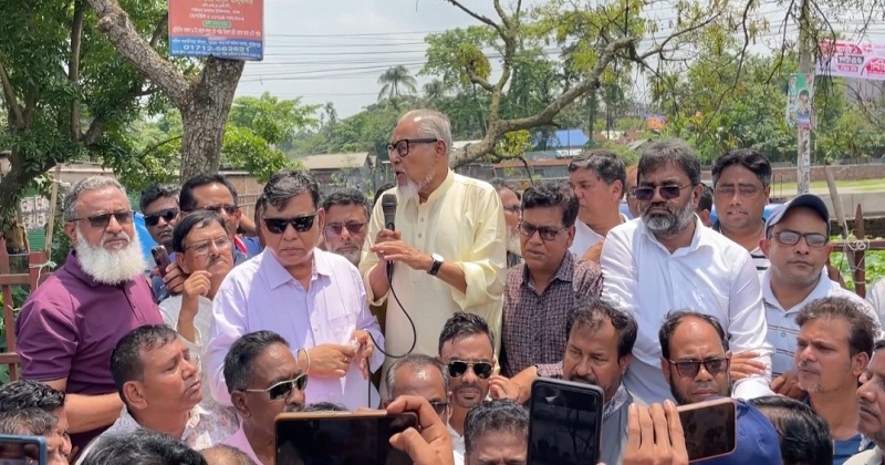 উপদেষ্টা নজরুল ইসলাম খান