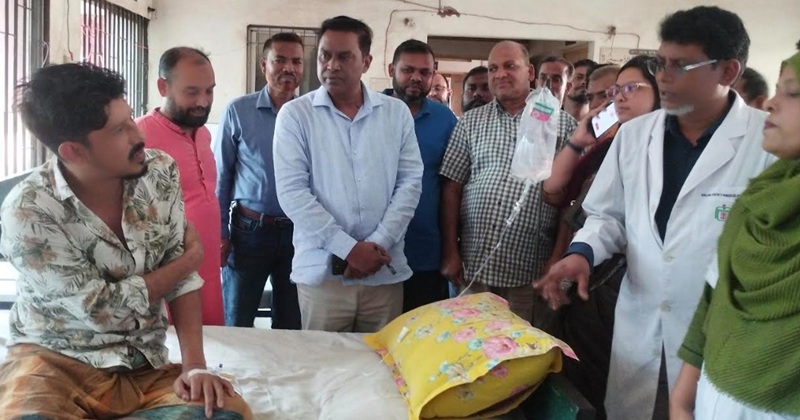 শিবপুর উপজেলা স্বাস্থ্য কমপ্লেক্স পরিদর্শনে এমপি মনজুর এলাহী
