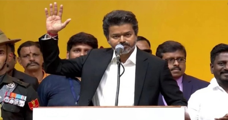 মুখ্যমন্ত্রী বিজয়ের ‘পাওয়ার স্টার্ট’, ২০০ ইউনিট ফ্রি বিদ্যুৎ ঘোষণা