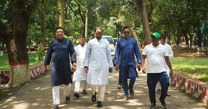 প্রাণিসম্পদ প্রতিমন্ত্রী সুলতান সালাউদ্দিন টুকু
