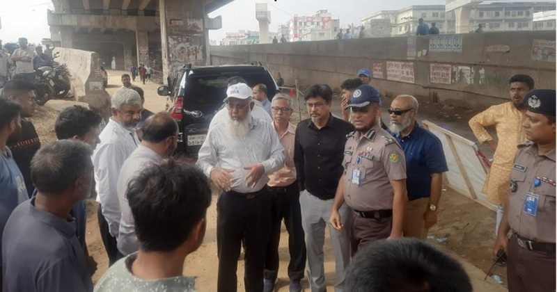 আব্দুল্লাহপুরে সদ্যনির্মিত রিজিড পেভমেন্ট যান চলাচলের জন্য উন্মুক্ত করে দিল সেতু বিভাগ