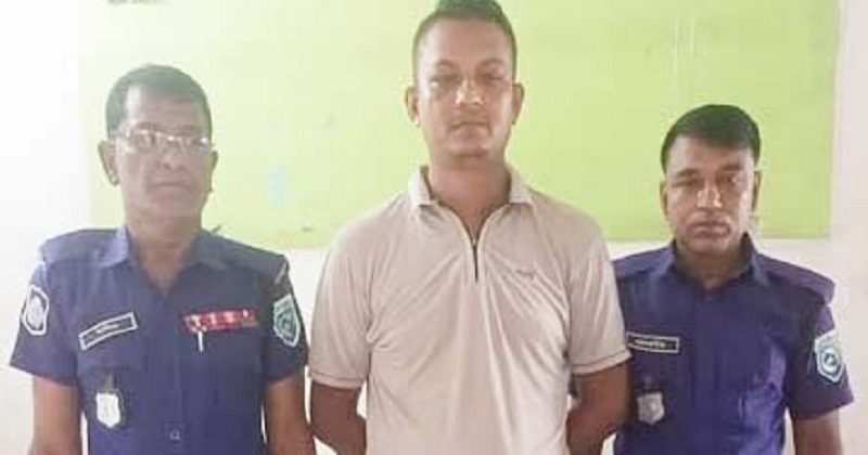 নেশাজাতীয় সিরাপসহ যুবক গ্রেপ্তার