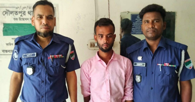 দৌলতপুরে গৃহবধূকে হত্যা